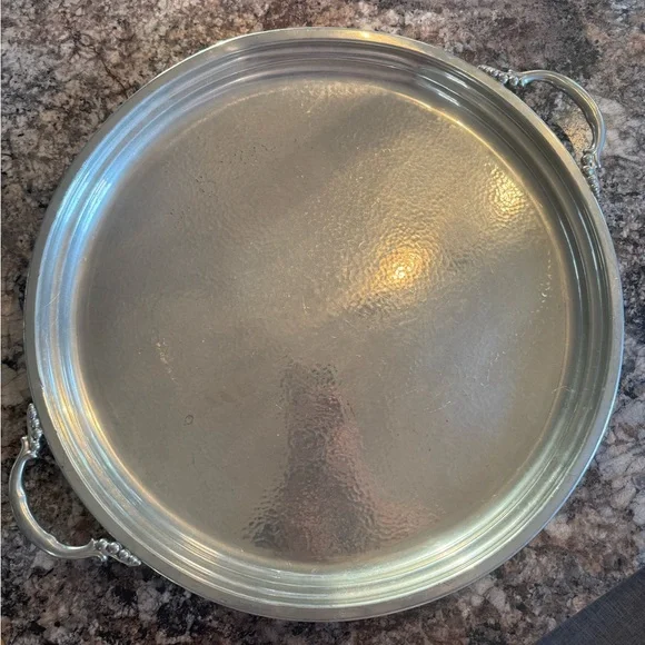 Handmade pewter piece from the Shirley Pewter Shop - Picture 2 of 7